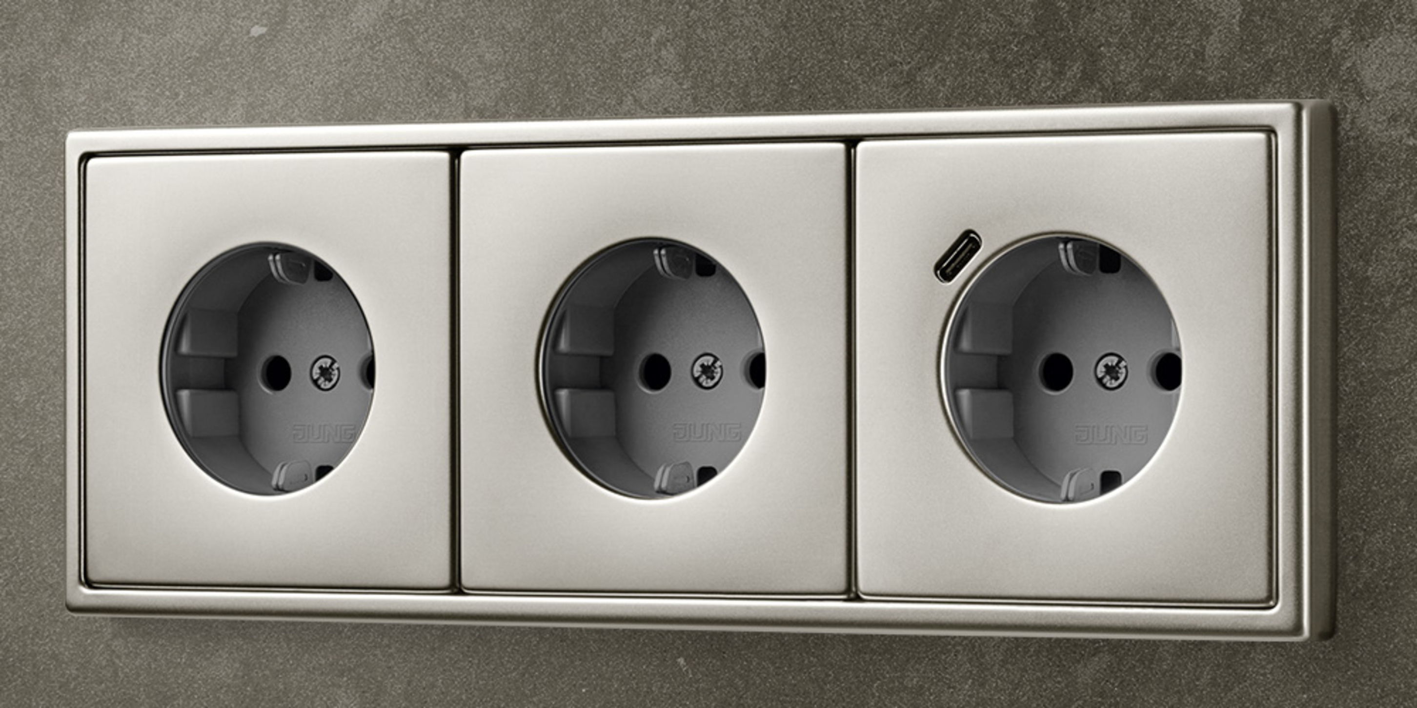 SCHUKO® Steckdosen mit USB bei Becker & Becker Elektrotechnik GbR in Trebur