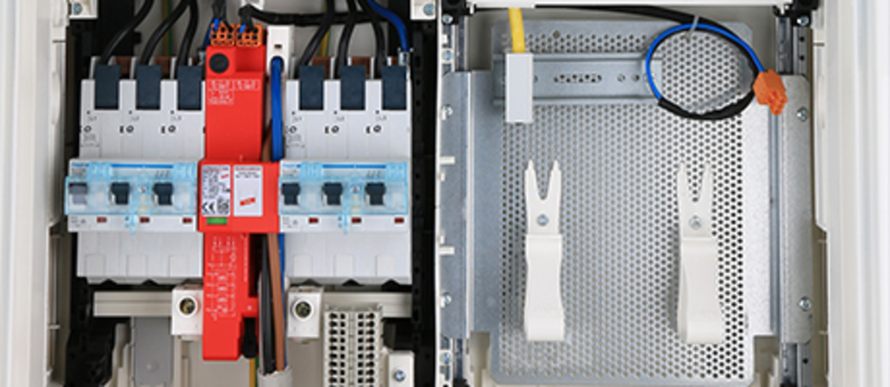 Hausanschluss, Zähler und Unterverteiler bei Becker & Becker Elektrotechnik GbR in Trebur